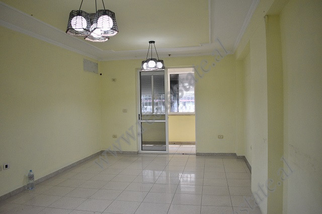 Apartment for office for rent in Andon Zako Cajupi Street in Tirana, Albania (TRR-916-54L)